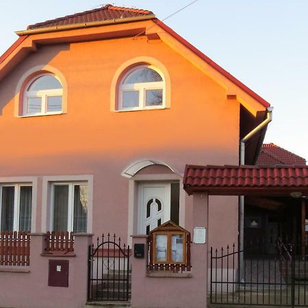 Penzion - Peri Hokovce Luaran gambar